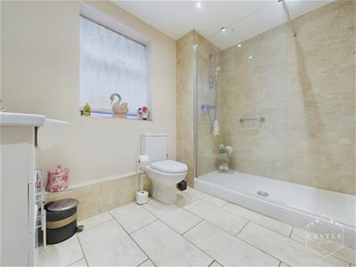 ENSUITE SHOWER ROOM